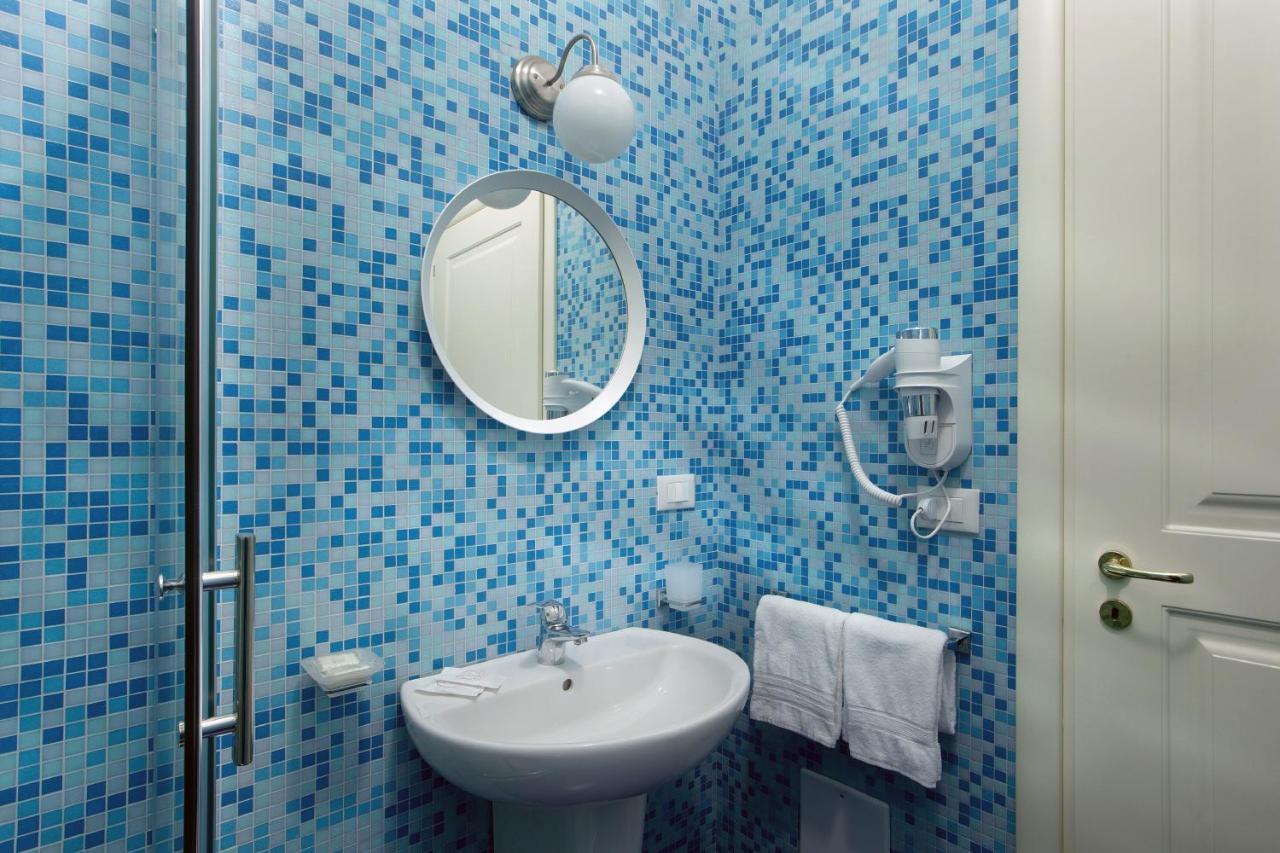 Palazzo Sant'Antonio Hotel Наполи Екстериор снимка