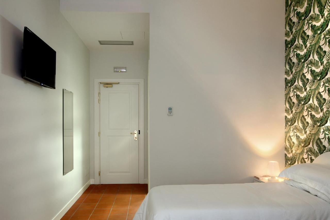 Palazzo Sant'Antonio Hotel Наполи Екстериор снимка